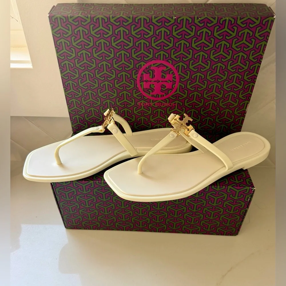 Tory Burch Roxanne Jelly Sandals - Picture 5 of 6